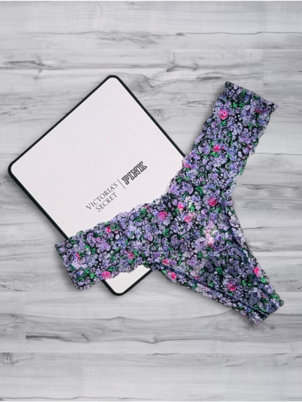 Victoria Secret Lilac Floral Lace Thong Medium NWT